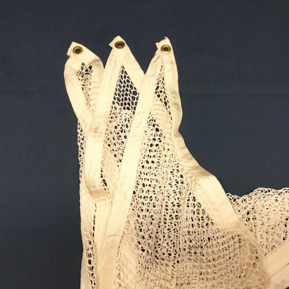 Mesh Toy Hammock/Net for Wall Corner - Picture 2 of 6